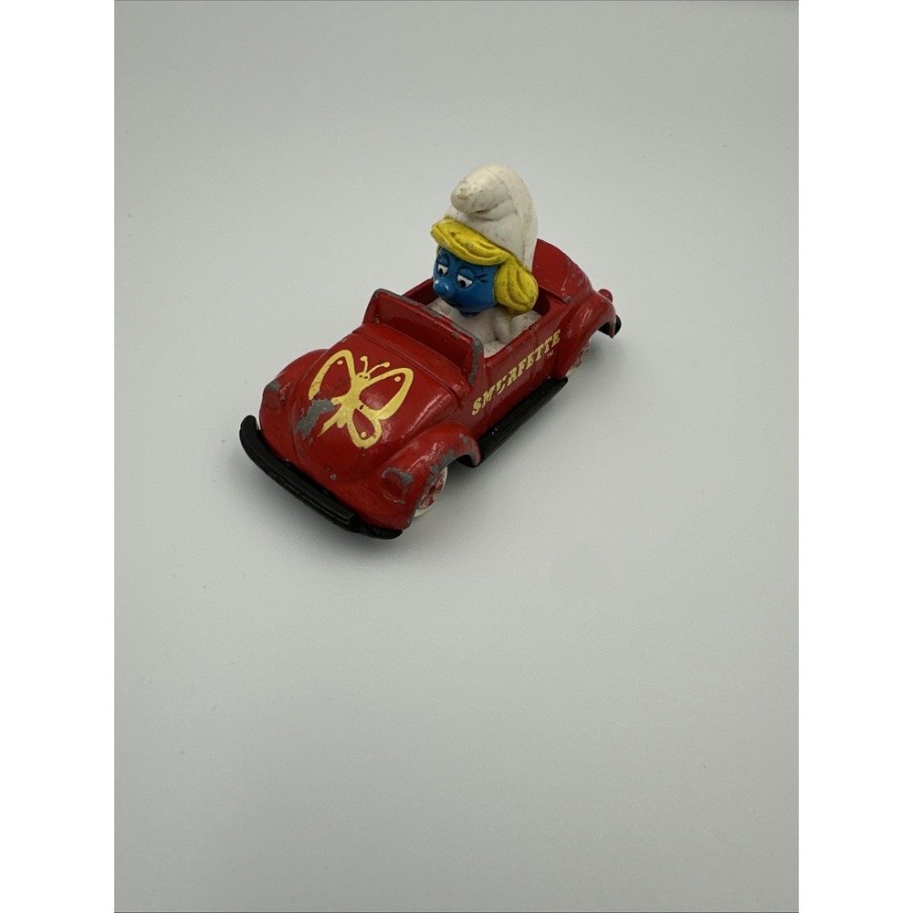 Peyo Smurfette Smurf #1 ~ Vintage Ertl Diecast VW Bug Car 1982 Red